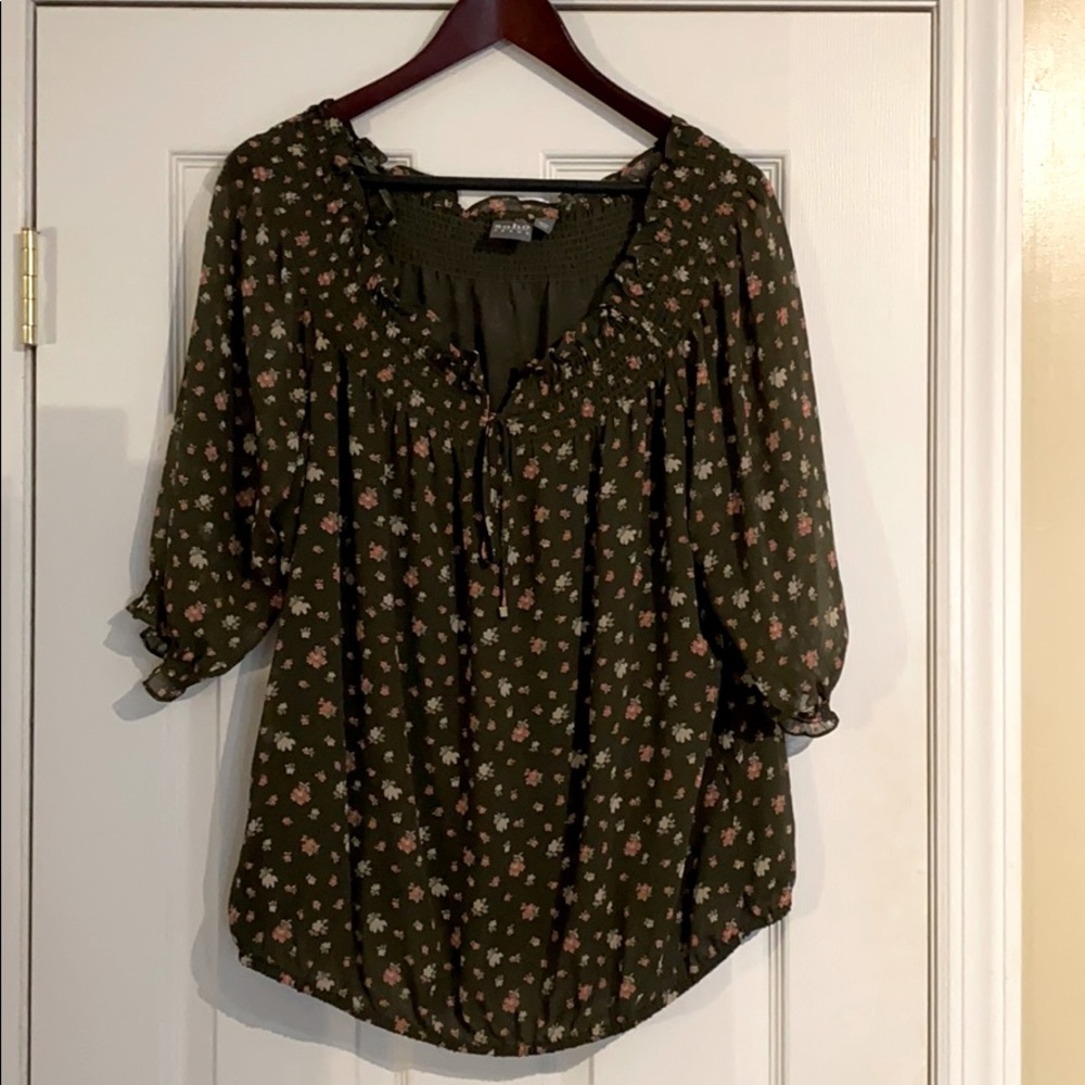 Flowy Top